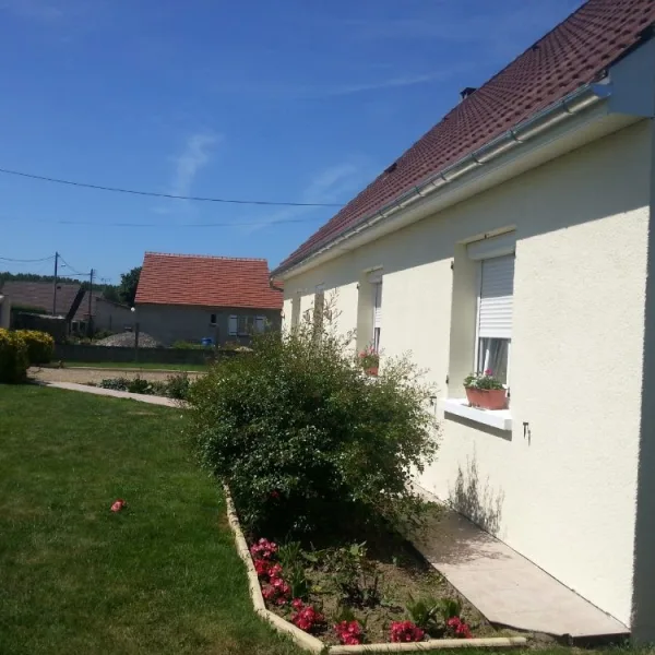 Peinture toiture, ravalement et peinture cache moineaux - Changement de gouttiere en zinc