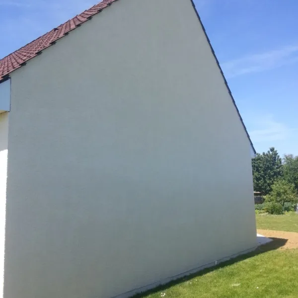 Peinture toiture, ravalement et peinture cache moineaux - Changement de gouttiere en zinc