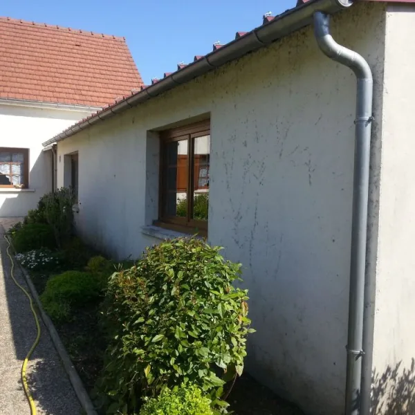 Nettoyage muret de façade et mise en peinture